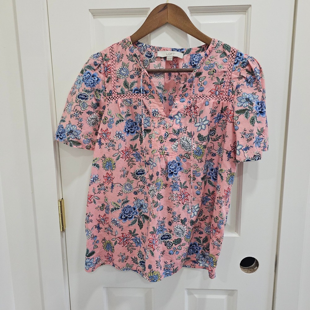LOFT Pink Floral Cotton Split Neck Blouse Crochet Lace Trim Puff Sleeve XS
